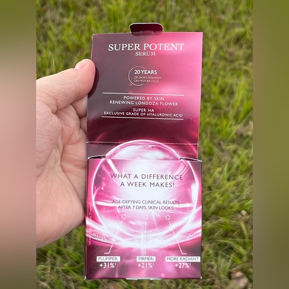 NWT Makeup Bundle.2 Lip Glosses in Clear and Plum, Rose Lip Perfector Dior Serum - Picture 9 of 12